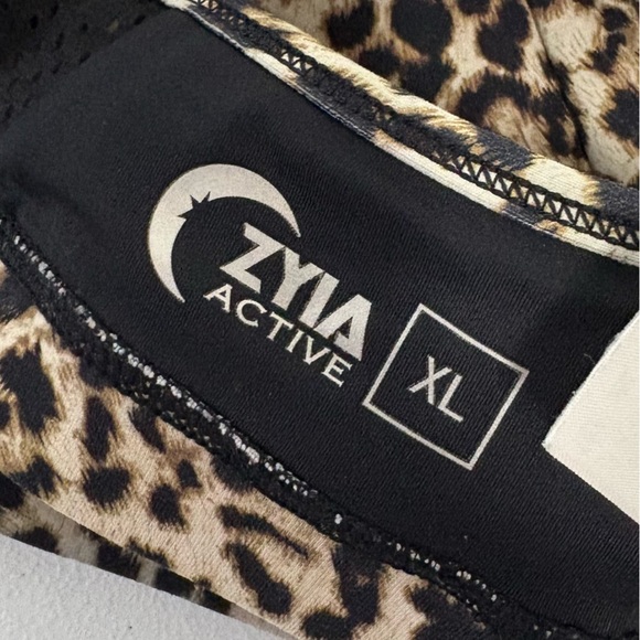 Leopard Zyia Grid Bra - Picture 5 of 5